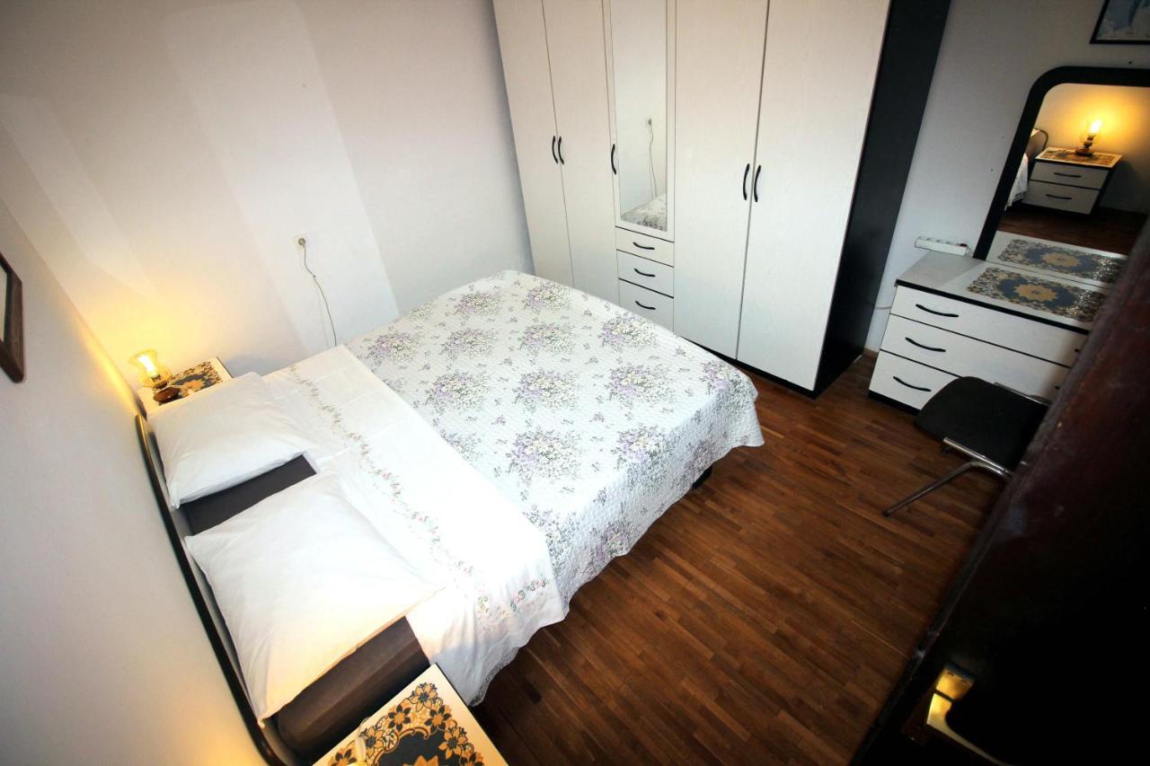 Apartment Leana Selce Exterior photo